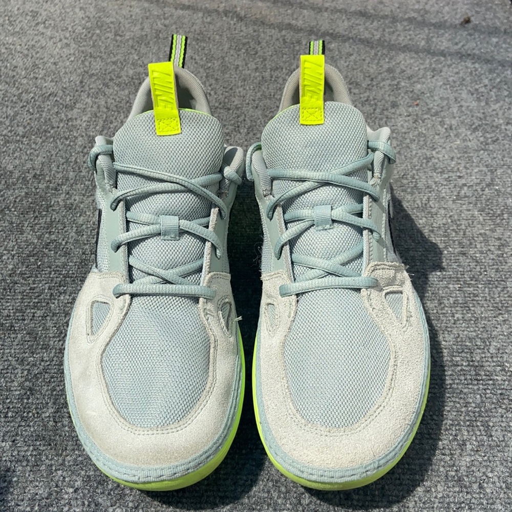 Men’s Nike solar soft running shoe size 13